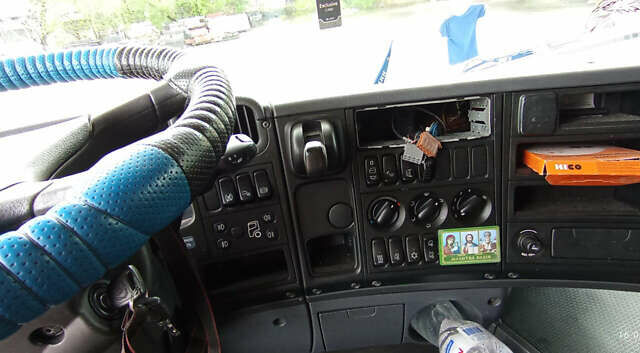 Синий Сканиа Р 480, объемом двигателя 11.7 л и пробегом 960 тыс. км за 8000 $, фото 11 на Automoto.ua