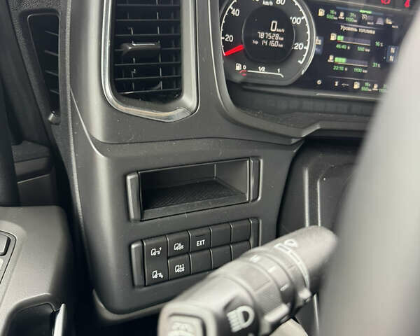 Белый Сканиа Р 500, объемом двигателя 12.7 л и пробегом 787 тыс. км за 53000 $, фото 46 на Automoto.ua