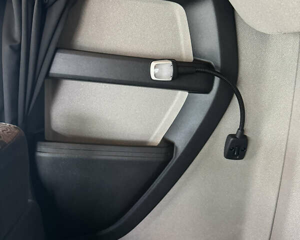 Белый Сканиа Р 500, объемом двигателя 12.7 л и пробегом 787 тыс. км за 53000 $, фото 39 на Automoto.ua