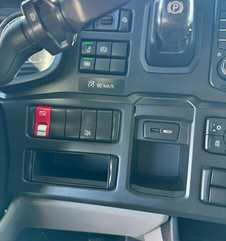 Белый Сканиа Р 500, объемом двигателя 0 л и пробегом 767 тыс. км за 53000 $, фото 34 на Automoto.ua