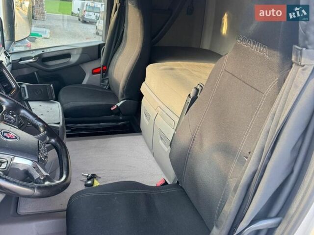 Белый Сканиа Р 500, объемом двигателя 0 л и пробегом 893 тыс. км за 49800 $, фото 16 на Automoto.ua