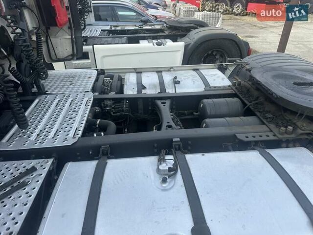 Белый Сканиа R 580, объемом двигателя 15.6 л и пробегом 748 тыс. км за 33600 $, фото 17 на Automoto.ua