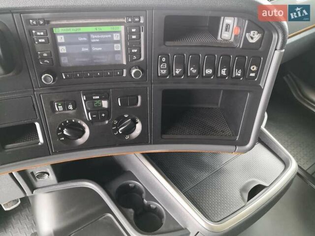 Серый Сканиа R 580, объемом двигателя 16.35 л и пробегом 708 тыс. км за 64742 $, фото 18 на Automoto.ua