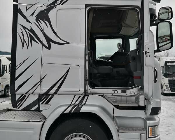 Серый Сканиа R 580, объемом двигателя 16.35 л и пробегом 708 тыс. км за 64742 $, фото 10 на Automoto.ua