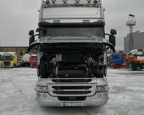 Серый Сканиа R 580, объемом двигателя 16.35 л и пробегом 708 тыс. км за 64742 $, фото 3 на Automoto.ua