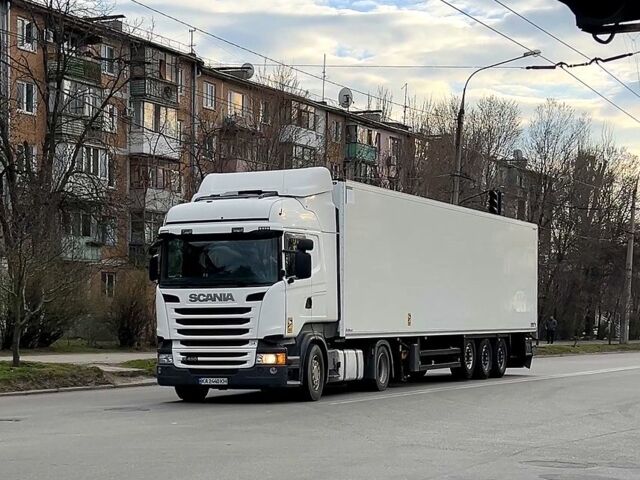 Белый Сканиа Р, объемом двигателя 12 л и пробегом 591 тыс. км за 27160 $, фото 1 на Automoto.ua