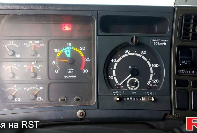 Сканиа Р, объемом двигателя 10.4 л и пробегом 800 тыс. км за 10620 $, фото 4 на Automoto.ua