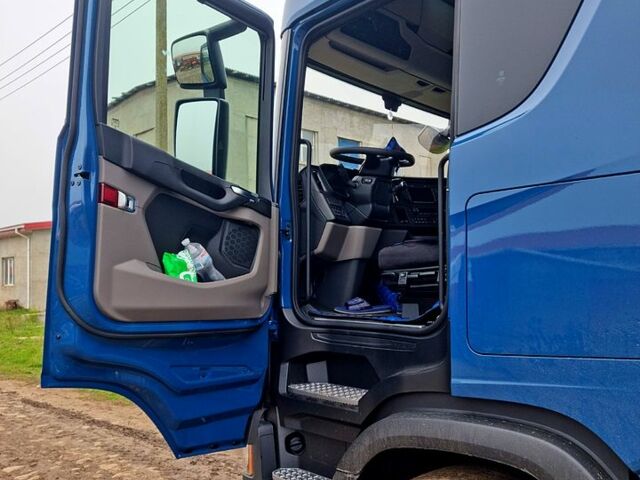 Синий Сканиа Р, объемом двигателя 12.5 л и пробегом 205 тыс. км за 95000 $, фото 6 на Automoto.ua