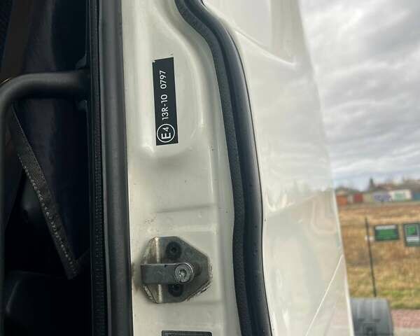 Сканиа  G420 2010 в Стрые на Automoto.ua Белый Сканиа  G420, объемом двигателя 11.71 л и пробегом 810 тыс. км за 20000 $, фото 22 на Automoto.ua