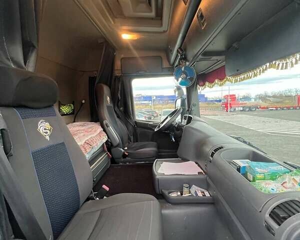 Сканиа  G420 2010 в Стрые на Automoto.ua Белый Сканиа  G420, объемом двигателя 11.71 л и пробегом 810 тыс. км за 20000 $, фото 2 на Automoto.ua