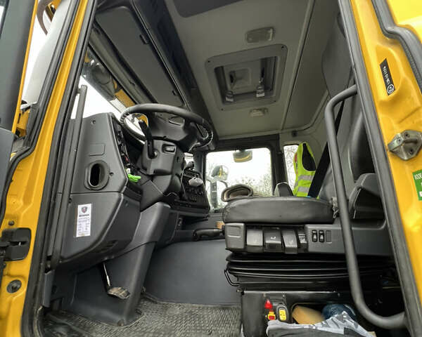Желтый Сканиа G400, объемом двигателя 12.74 л и пробегом 300 тыс. км за 57000 $, фото 10 на Automoto.ua