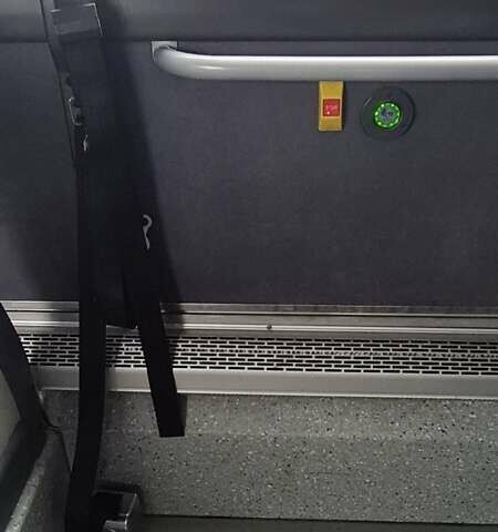 Білий Сканіа OmniExpress, об'ємом двигуна 12.74 л та пробігом 700 тис. км за 94564 $, фото 25 на Automoto.ua