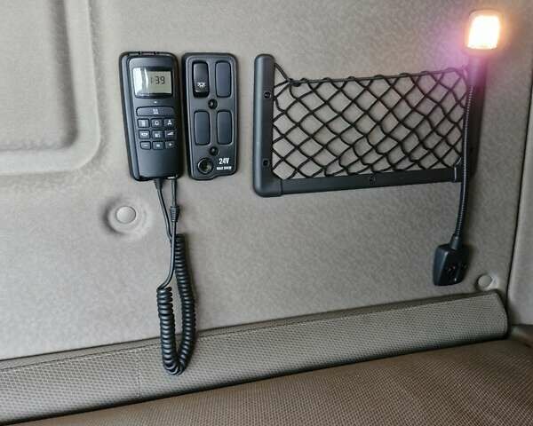 Белый Сканиа R 410, объемом двигателя 12.74 л и пробегом 900 тыс. км за 27900 $, фото 14 на Automoto.ua
