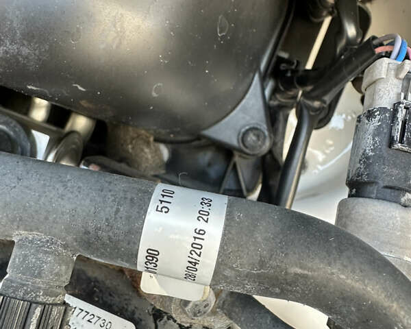 Білий Сканіа R 410, об'ємом двигуна 12.7 л та пробігом 668 тис. км за 30000 $, фото 56 на Automoto.ua