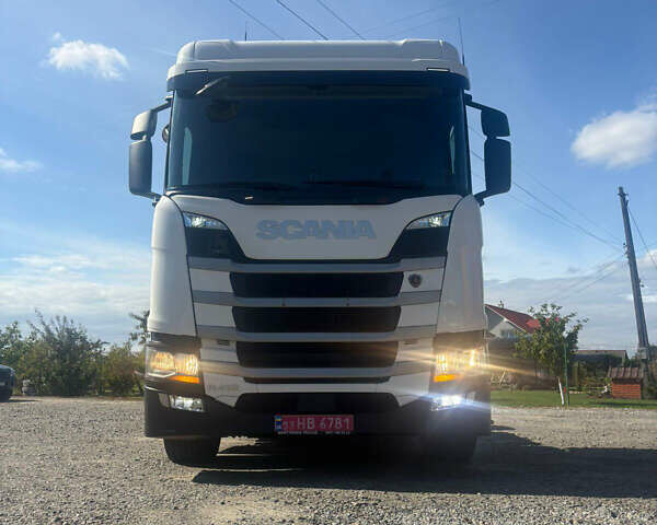 Белый Сканиа R 410, объемом двигателя 12.7 л и пробегом 794 тыс. км за 41900 $, фото 3 на Automoto.ua