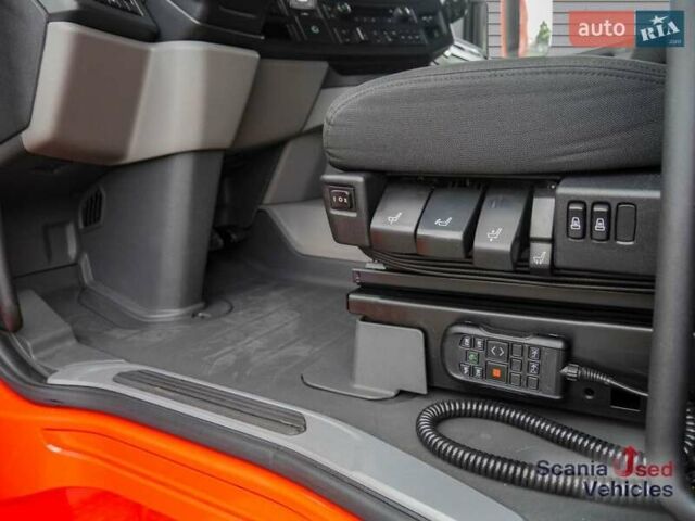 Червоний Сканіа R 410, об'ємом двигуна 0 л та пробігом 450 тис. км за 63933 $, фото 4 на Automoto.ua