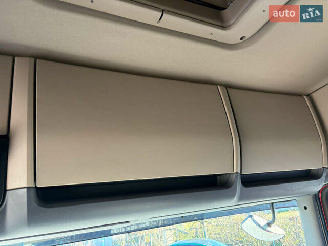 Красный Сканиа R 410, объемом двигателя 12.7 л и пробегом 700 тыс. км за 34000 $, фото 63 на Automoto.ua