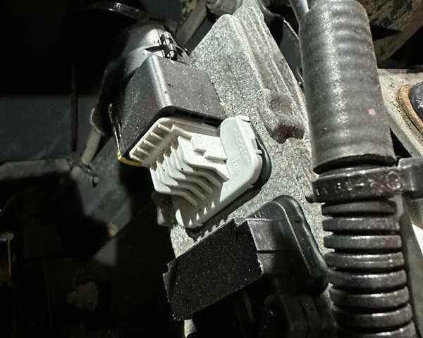 Красный Сканиа R 410, объемом двигателя 12.7 л и пробегом 700 тыс. км за 34000 $, фото 27 на Automoto.ua