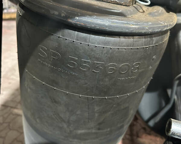 Красный Сканиа R 410, объемом двигателя 12.7 л и пробегом 700 тыс. км за 34000 $, фото 21 на Automoto.ua