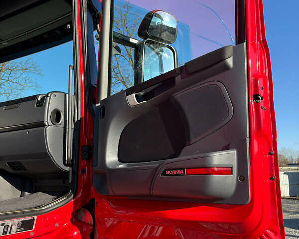 Красный Сканиа R 410, объемом двигателя 12.7 л и пробегом 700 тыс. км за 34000 $, фото 48 на Automoto.ua
