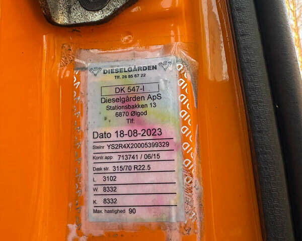 Оранжевый Сканиа R 410, объемом двигателя 12.7 л и пробегом 848 тыс. км за 28500 $, фото 21 на Automoto.ua