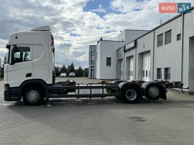 Білий Сканіа R 450, об'ємом двигуна 12.7 л та пробігом 450 тис. км за 88743 $, фото 1 на Automoto.ua