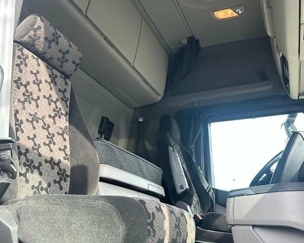 Белый Сканиа R 450, объемом двигателя 12.8 л и пробегом 612 тыс. км за 74900 $, фото 16 на Automoto.ua