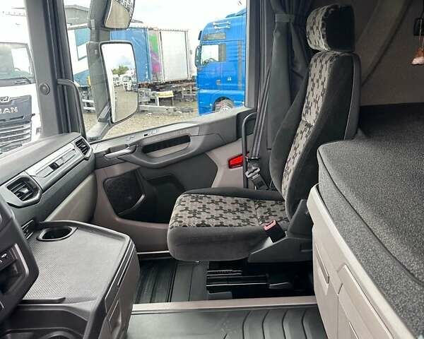 Белый Сканиа R 450, объемом двигателя 12.8 л и пробегом 612 тыс. км за 74900 $, фото 29 на Automoto.ua