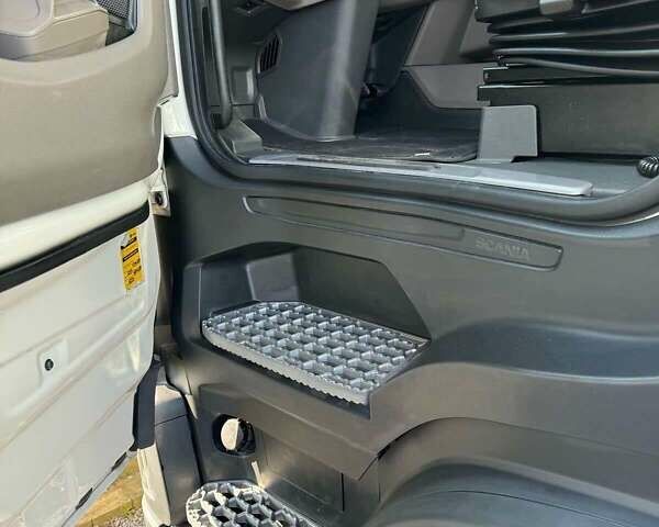 Білий Сканіа R 450, об'ємом двигуна 12.7 л та пробігом 450 тис. км за 88743 $, фото 23 на Automoto.ua