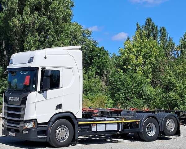 Білий Сканіа R 450, об'ємом двигуна 12.8 л та пробігом 570 тис. км за 77108 $, фото 1 на Automoto.ua