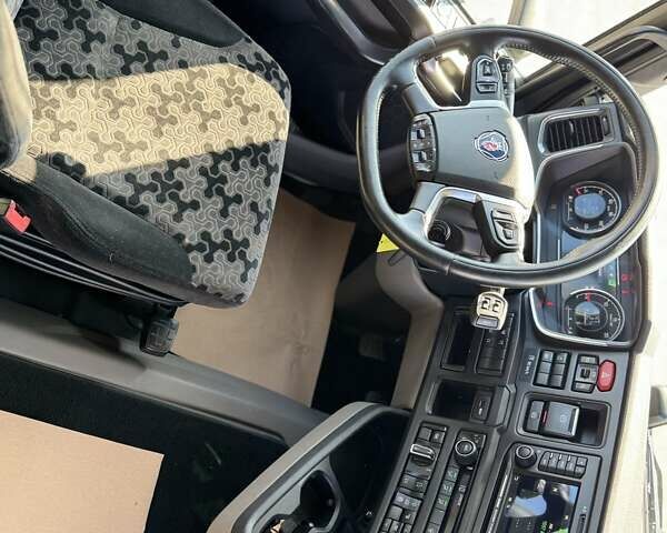 Білий Сканіа R 450, об'ємом двигуна 0 л та пробігом 469 тис. км за 87794 $, фото 38 на Automoto.ua