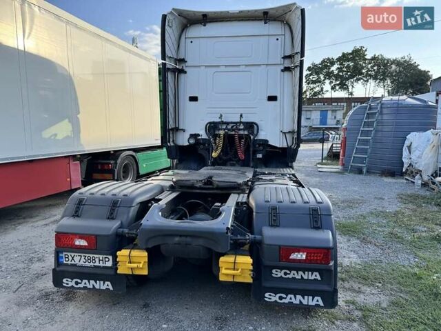 Белый Сканиа R 450, объемом двигателя 12.74 л и пробегом 912 тыс. км за 37442 $, фото 12 на Automoto.ua