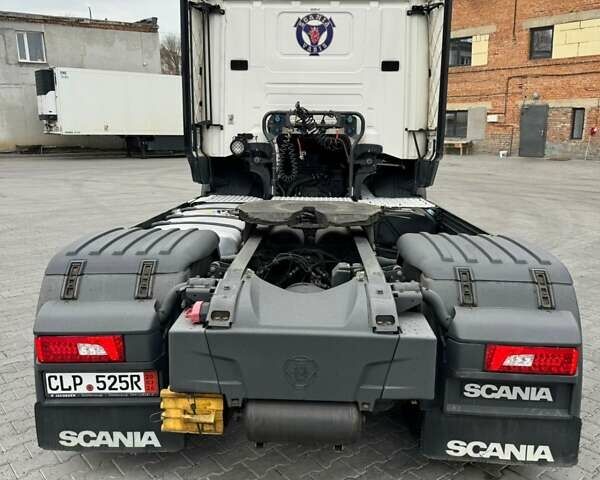 Белый Сканиа R 450, объемом двигателя 13 л и пробегом 990 тыс. км за 27500 $, фото 3 на Automoto.ua