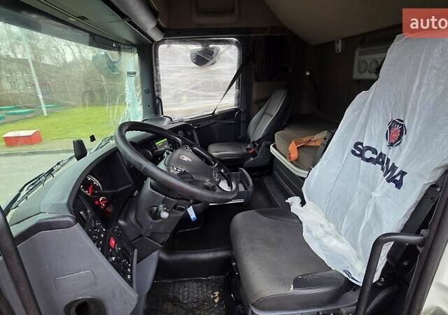 Белый Сканиа R 450, объемом двигателя 12.7 л и пробегом 860 тыс. км за 19200 $, фото 8 на Automoto.ua