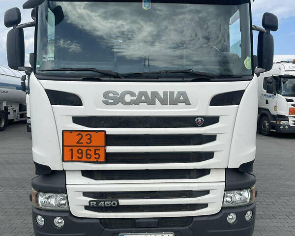 Белый Сканиа R 450, объемом двигателя 12.74 л и пробегом 787 тыс. км за 30000 $, фото 20 на Automoto.ua