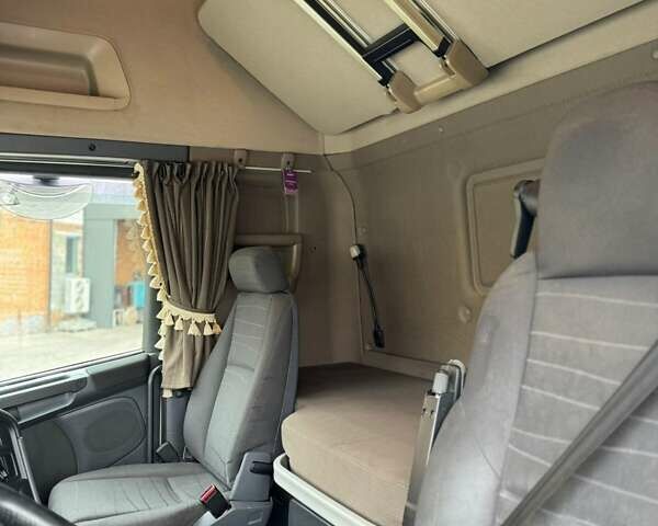 Белый Сканиа R 450, объемом двигателя 13 л и пробегом 990 тыс. км за 27500 $, фото 9 на Automoto.ua