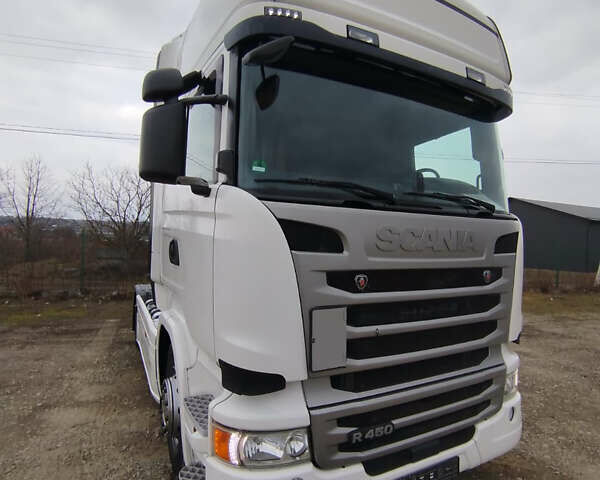 Белый Сканиа R 450, объемом двигателя 0 л и пробегом 660 тыс. км за 37800 $, фото 1 на Automoto.ua