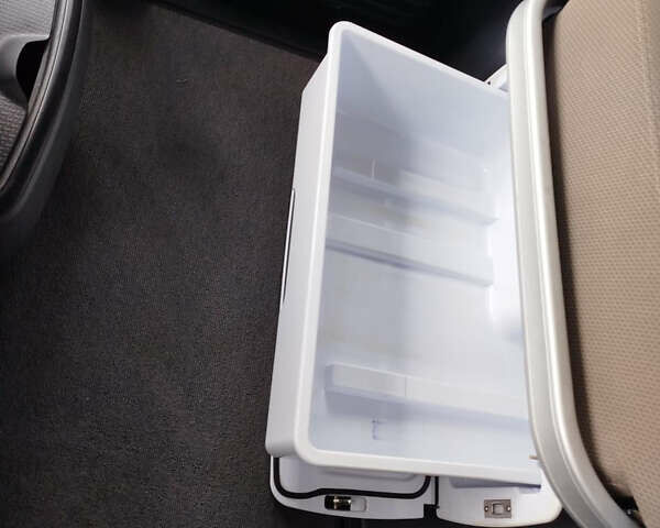 Белый Сканиа R 450, объемом двигателя 0 л и пробегом 660 тыс. км за 37800 $, фото 9 на Automoto.ua