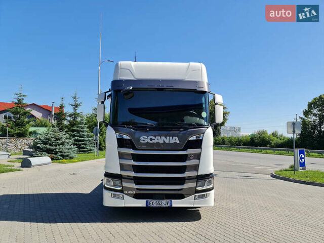 Белый Сканиа R 450, объемом двигателя 12.7 л и пробегом 673 тыс. км за 58800 $, фото 1 на Automoto.ua