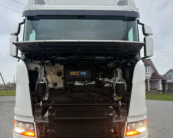 Білий Сканіа R 450, об'ємом двигуна 12.7 л та пробігом 590 тис. км за 45700 $, фото 39 на Automoto.ua