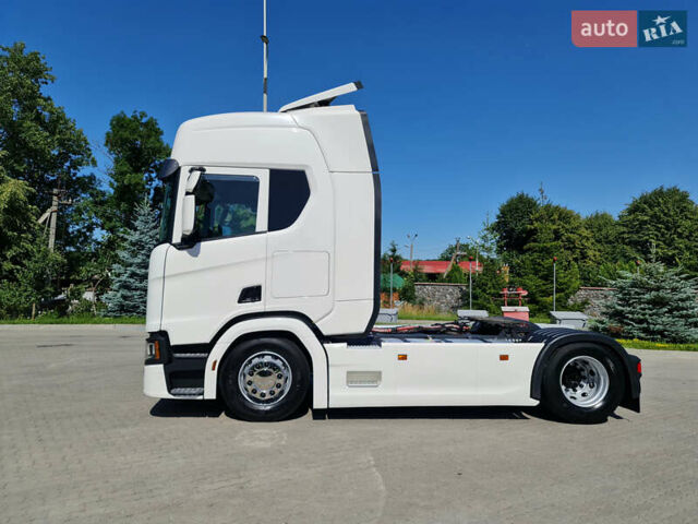 Білий Сканіа R 450, об'ємом двигуна 12.7 л та пробігом 673 тис. км за 58800 $, фото 2 на Automoto.ua