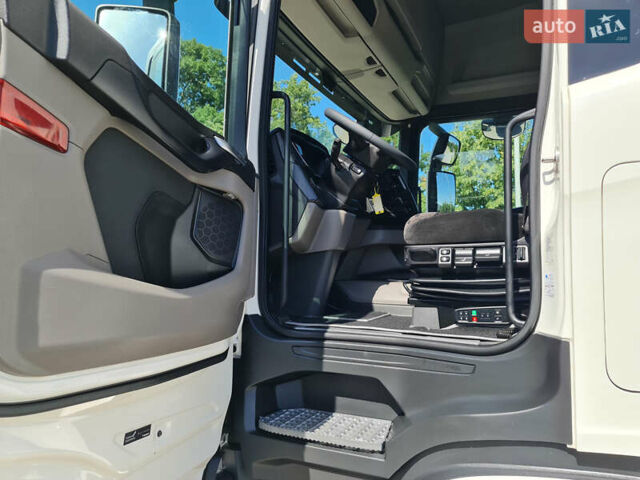 Білий Сканіа R 450, об'ємом двигуна 12.7 л та пробігом 673 тис. км за 58800 $, фото 40 на Automoto.ua