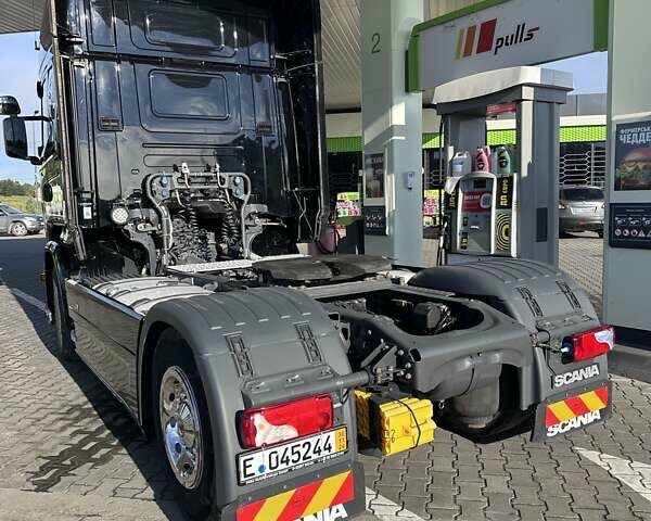 Черный Сканиа R 450, объемом двигателя 12.74 л и пробегом 630 тыс. км за 107000 $, фото 5 на Automoto.ua