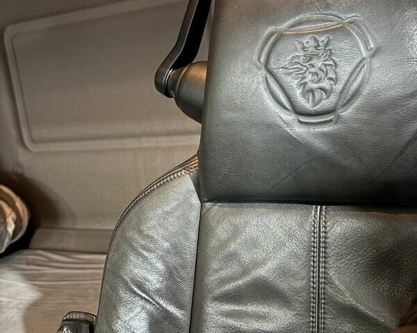 Черный Сканиа R 450, объемом двигателя 12.7 л и пробегом 803 тыс. км за 38646 $, фото 42 на Automoto.ua