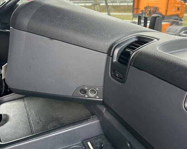 Красный Сканиа R 450, объемом двигателя 12.7 л и пробегом 990 тыс. км за 33900 $, фото 41 на Automoto.ua