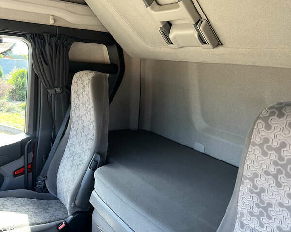 Красный Сканиа R 450, объемом двигателя 0 л и пробегом 717 тыс. км за 49700 $, фото 8 на Automoto.ua