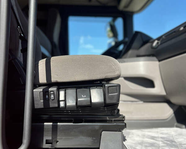 Красный Сканиа R 450, объемом двигателя 0 л и пробегом 717 тыс. км за 49700 $, фото 15 на Automoto.ua