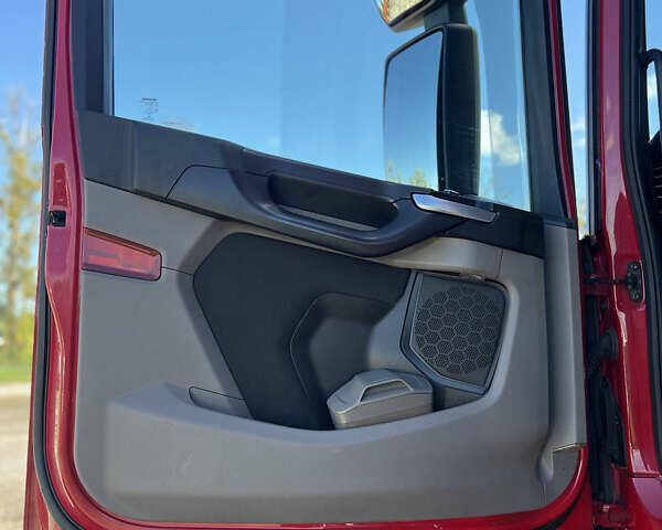 Красный Сканиа R 450, объемом двигателя 0 л и пробегом 717 тыс. км за 49700 $, фото 12 на Automoto.ua