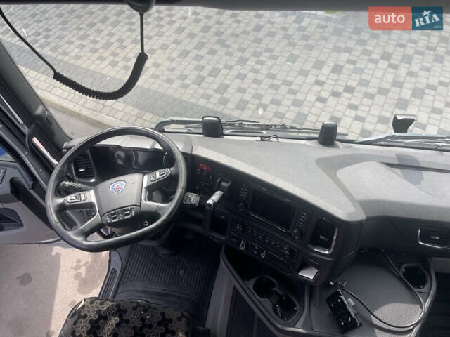 Серый Сканиа R 450, объемом двигателя 12.74 л и пробегом 600 тыс. км за 65190 $, фото 4 на Automoto.ua