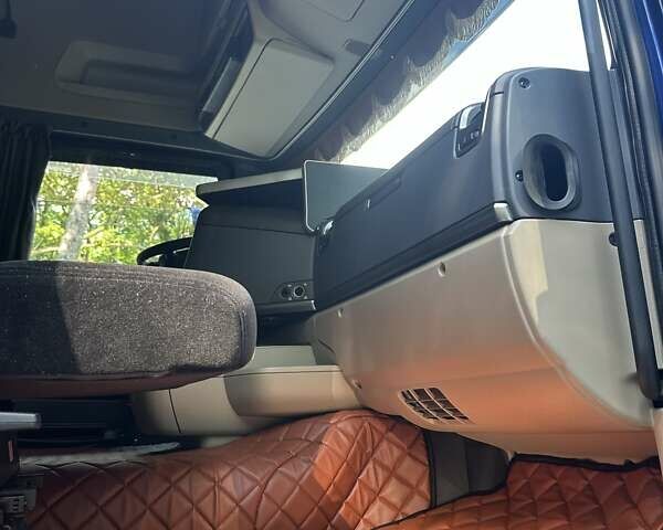 Синий Сканиа R 450, объемом двигателя 0 л и пробегом 990 тыс. км за 39949 $, фото 42 на Automoto.ua